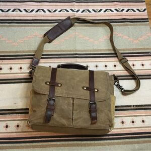 NEWHEY tan & brown canvas & leather messenger crossbody bag pockets Travel GUC